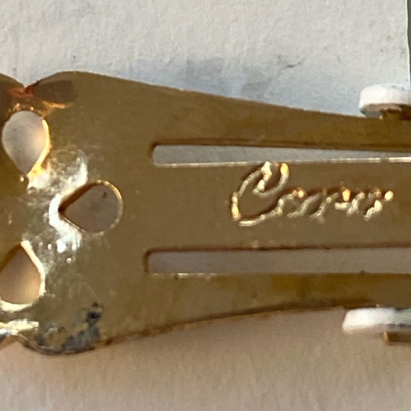 Vintage Signed Coro Metal Rose Clip On Earrings - Picture 6 of 7